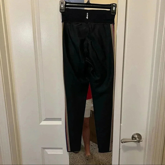 664 Ultracor Rainbow Multicolor Black Legging - Picture 6 of 7